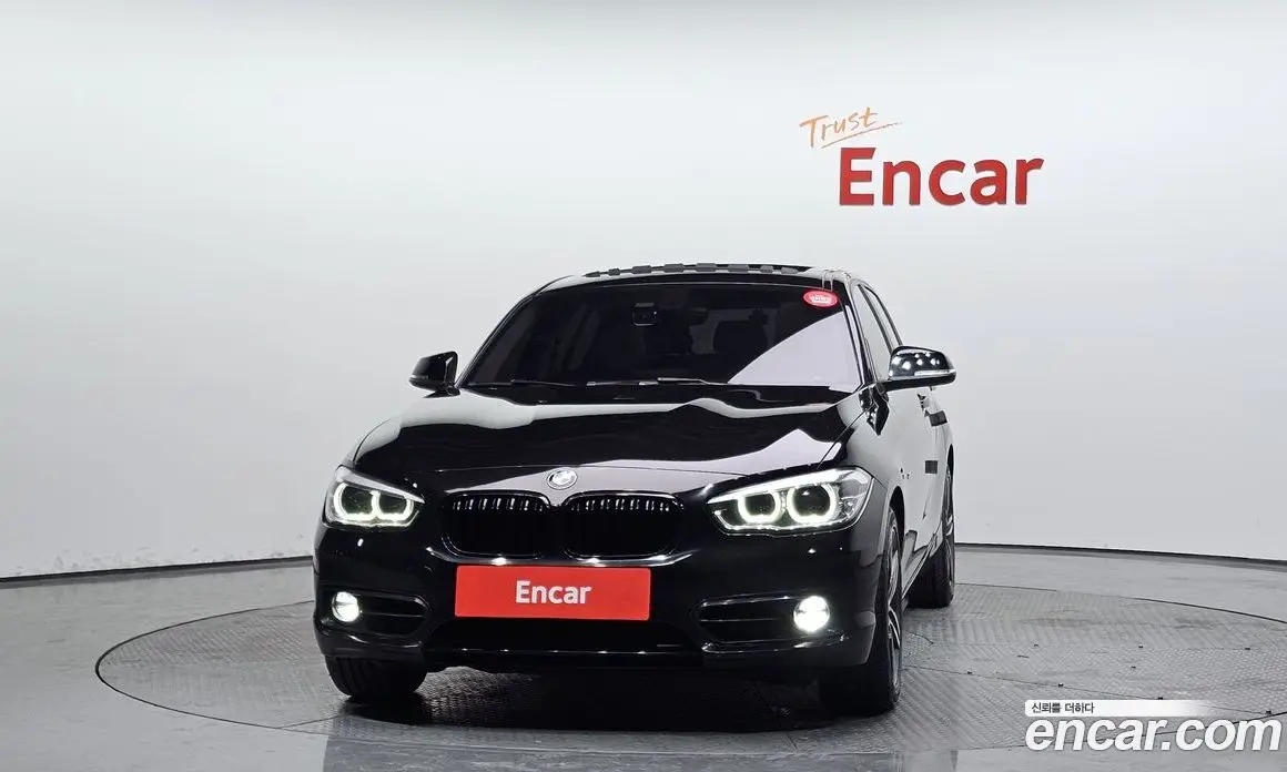 BMW 1 серия 2018 2.0 автомат (гидро), фото 3