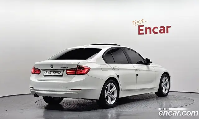 BMW 3 серия 2015 2.0 автомат (гидро), миниатюра 2