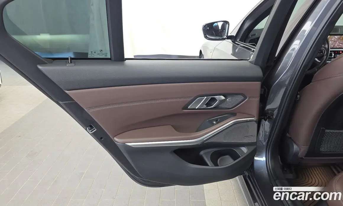 BMW 3 серия 2019 2.0 автомат (гидро), фото 15