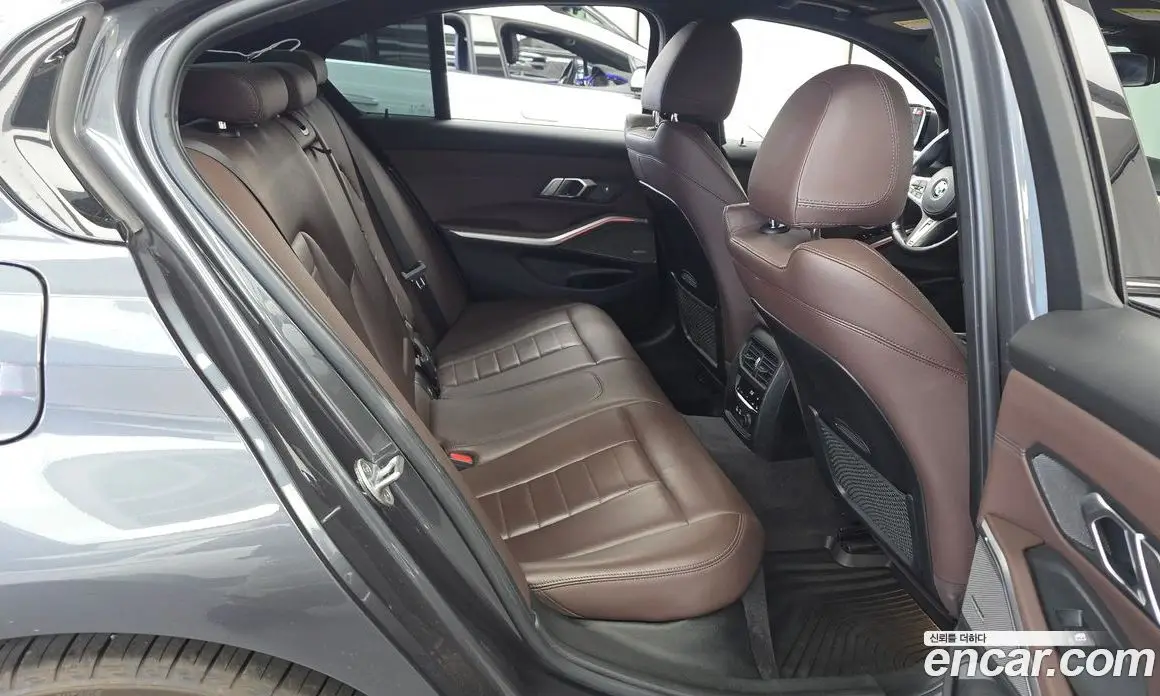 BMW 3 серия 2019 2.0 автомат (гидро), фото 18