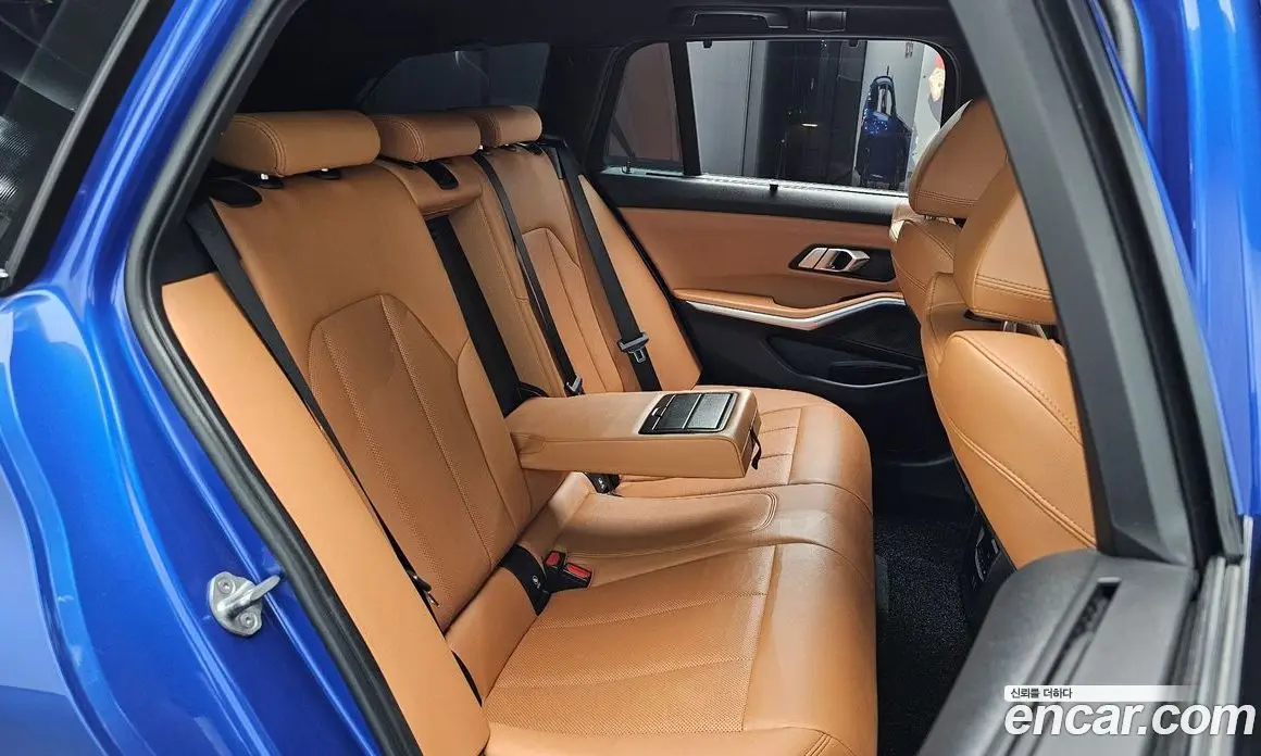 BMW 3 серия 2023 2.0 автомат (гидро), фото 17