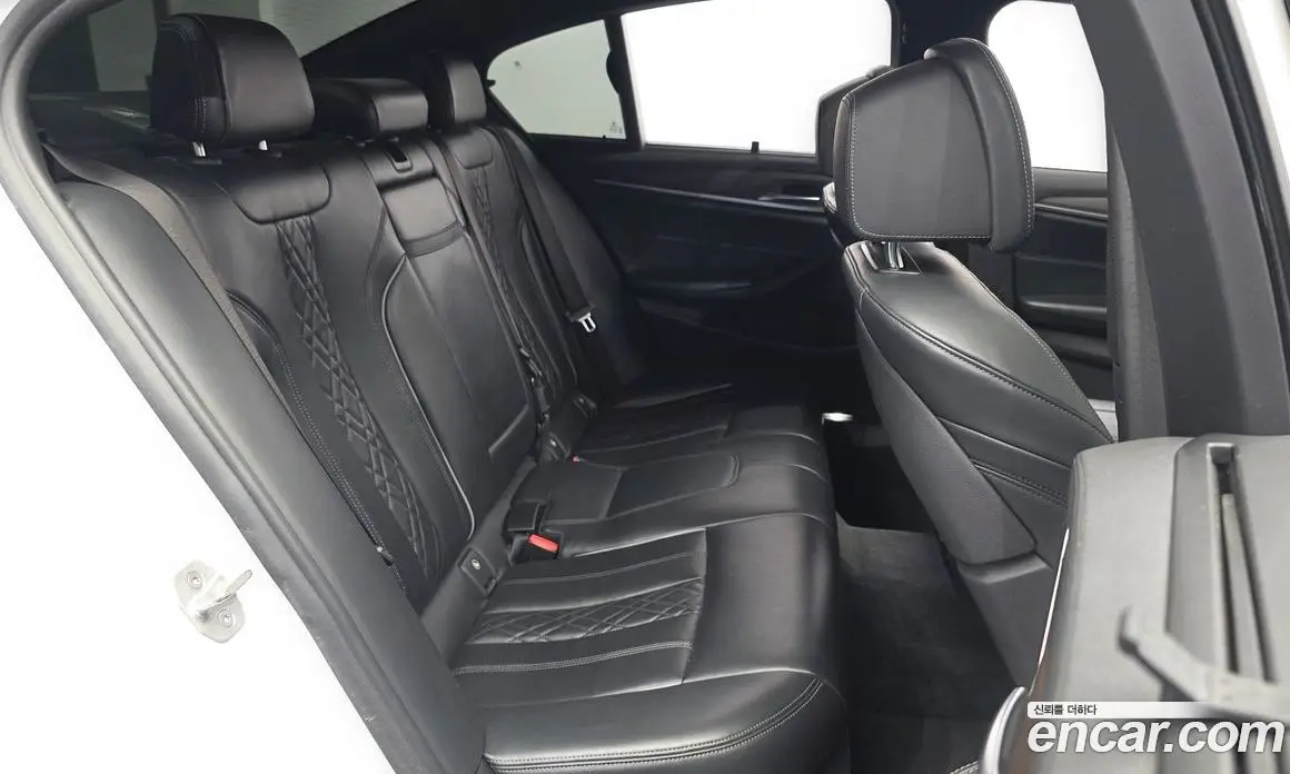 BMW 5 серия 2018 2.0 автомат (гидро), фото 12