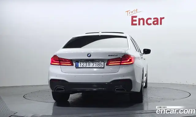 BMW 5 серия 2018 2.0 автомат (гидро), миниатюра 4