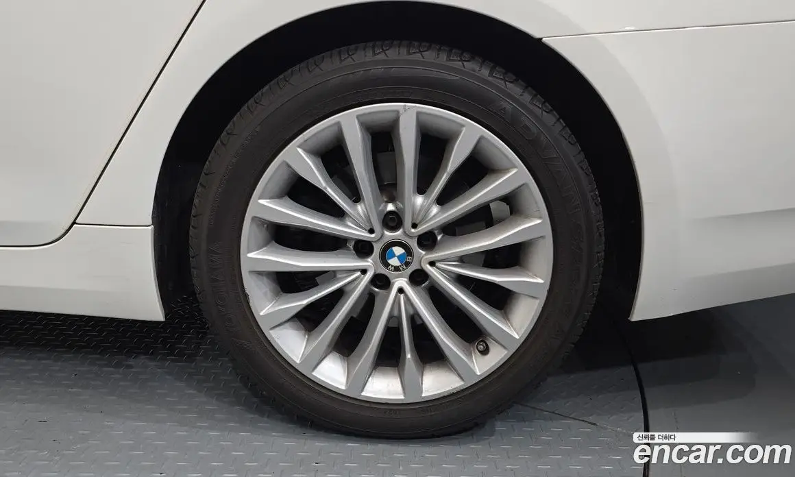 BMW 5 серия 2021 2.0 автомат (гидро), фото 7