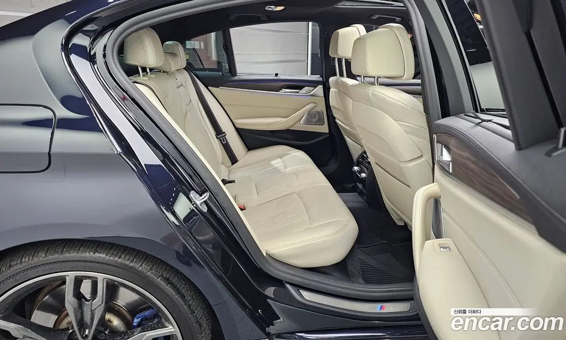 BMW 5 серия 2021 4.4 автомат (гидро), фото 17