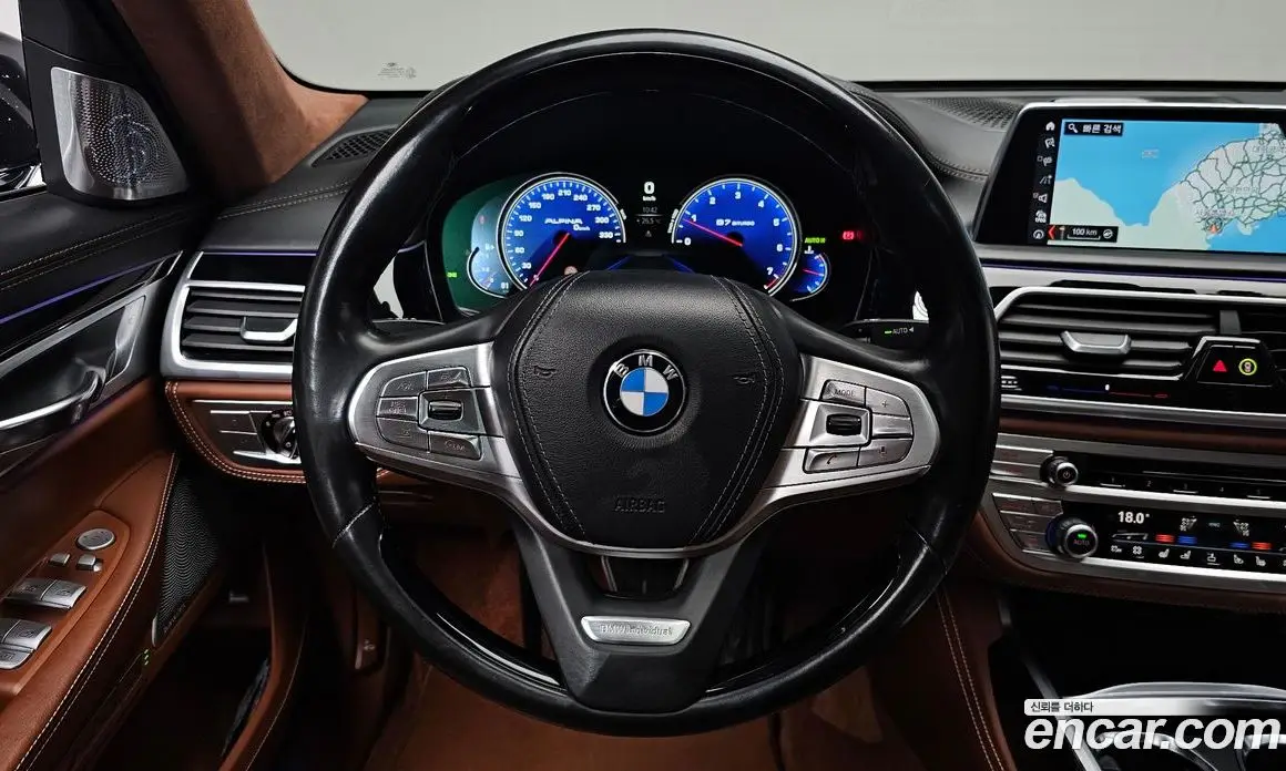 BMW 7 серия 2017 4.4 автомат (гидро), фото 18