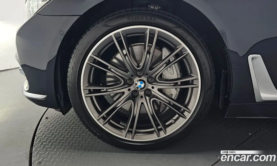 BMW 7 серия 2017 4.4 автомат (гидро), фото 5