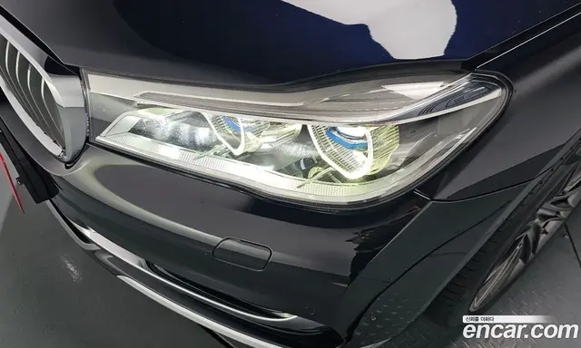 BMW 7 серия 2017 4.4 автомат (гидро), миниатюра 8
