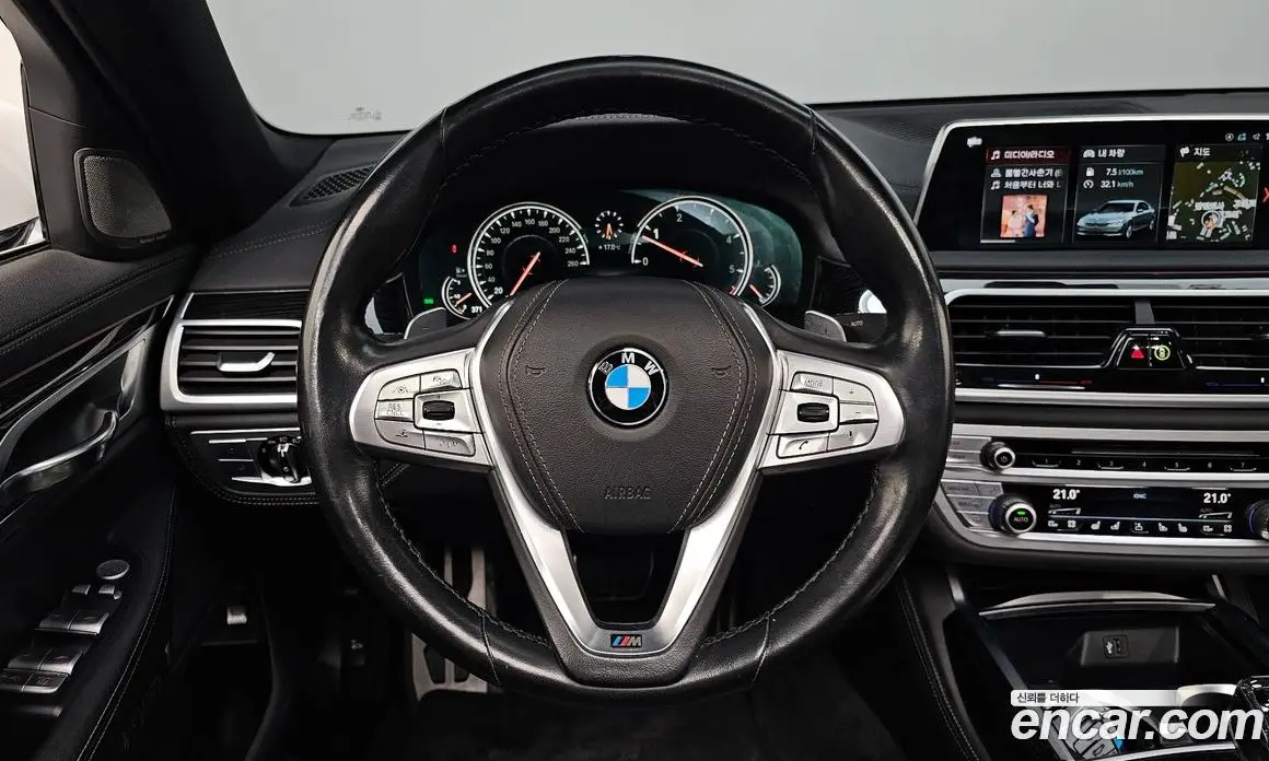 BMW 7 серия 2018 3.0 автомат (гидро), фото 12