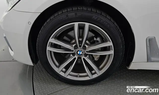 BMW 7 серия 2018 3.0 автомат (гидро), миниатюра 4