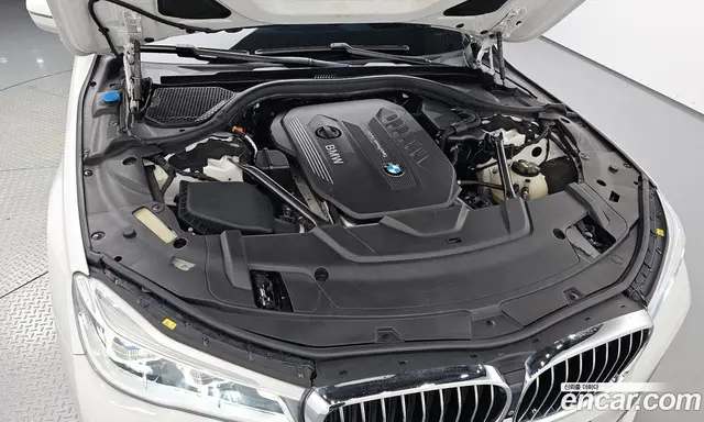 BMW 7 серия 2018 3.0 автомат (гидро), миниатюра 5