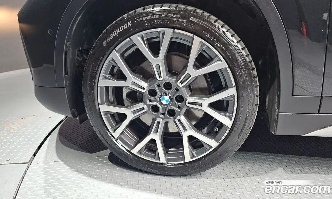 BMW X1 2022 2.0 автомат (гидро), фото 4