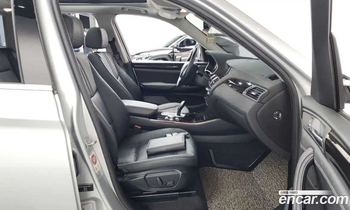 BMW X3 2015 2.0 автомат (гидро), фото 11