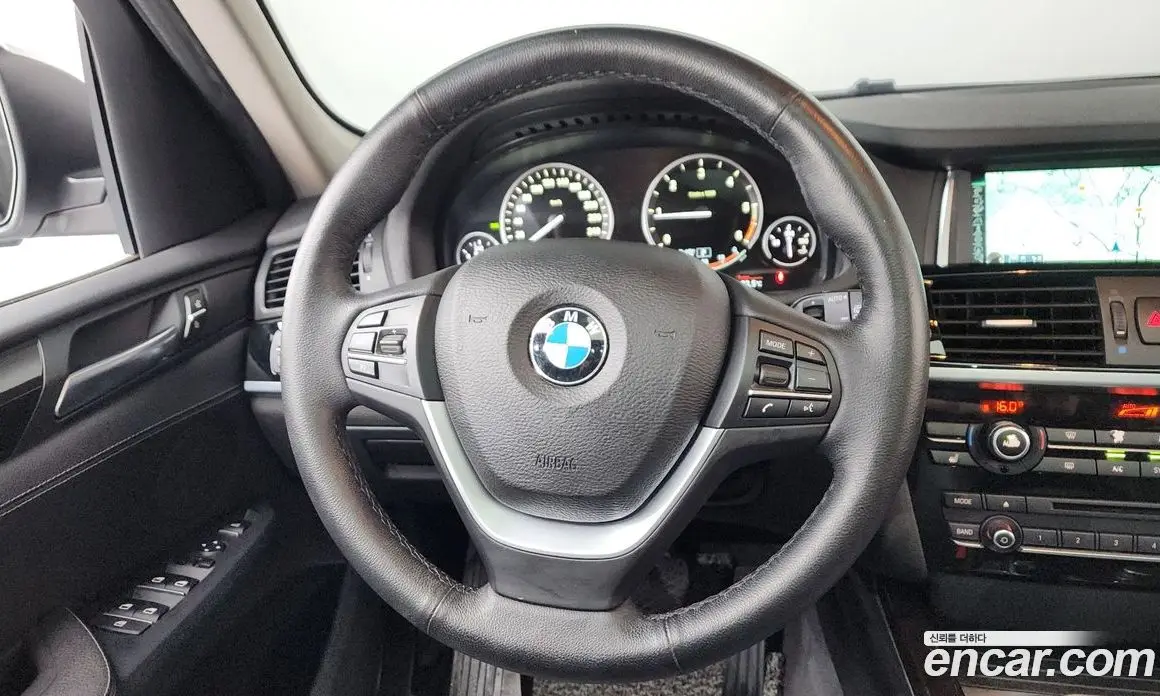 BMW X3 2015 2.0 автомат (гидро), фото 14