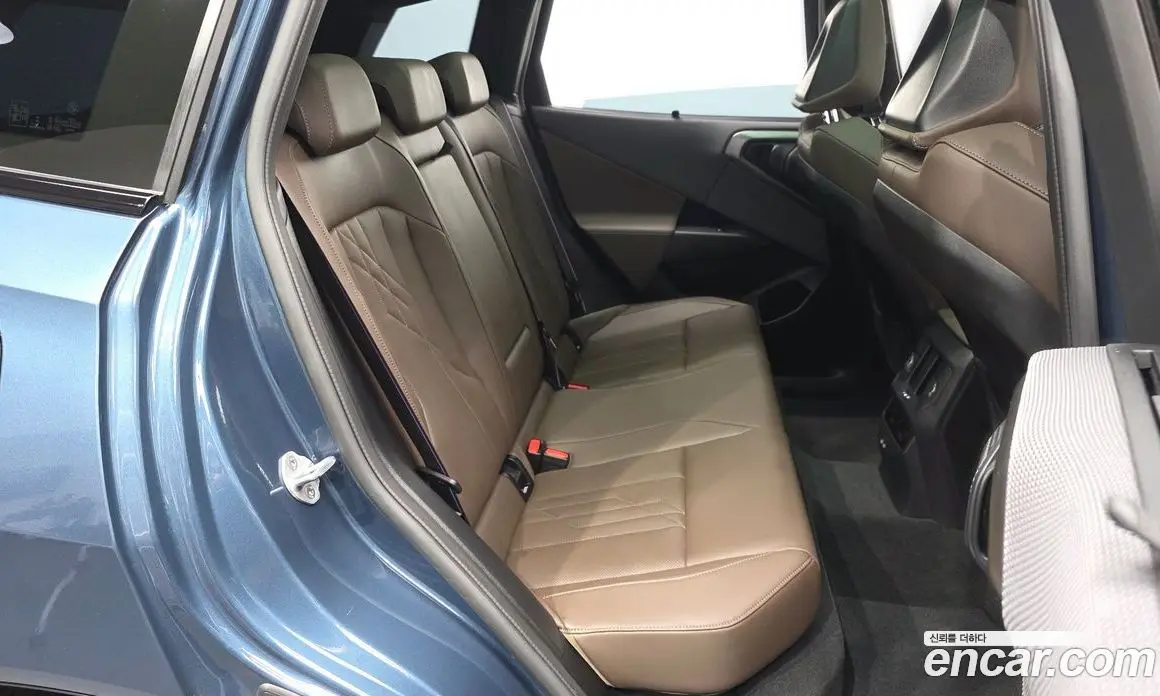 BMW X3 2025 2.0 автомат (гидро), фото 12