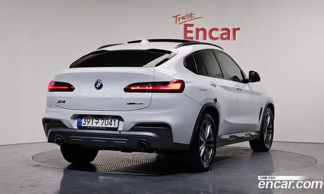 BMW X4 2021 2.0 автомат (гидро), миниатюра 2