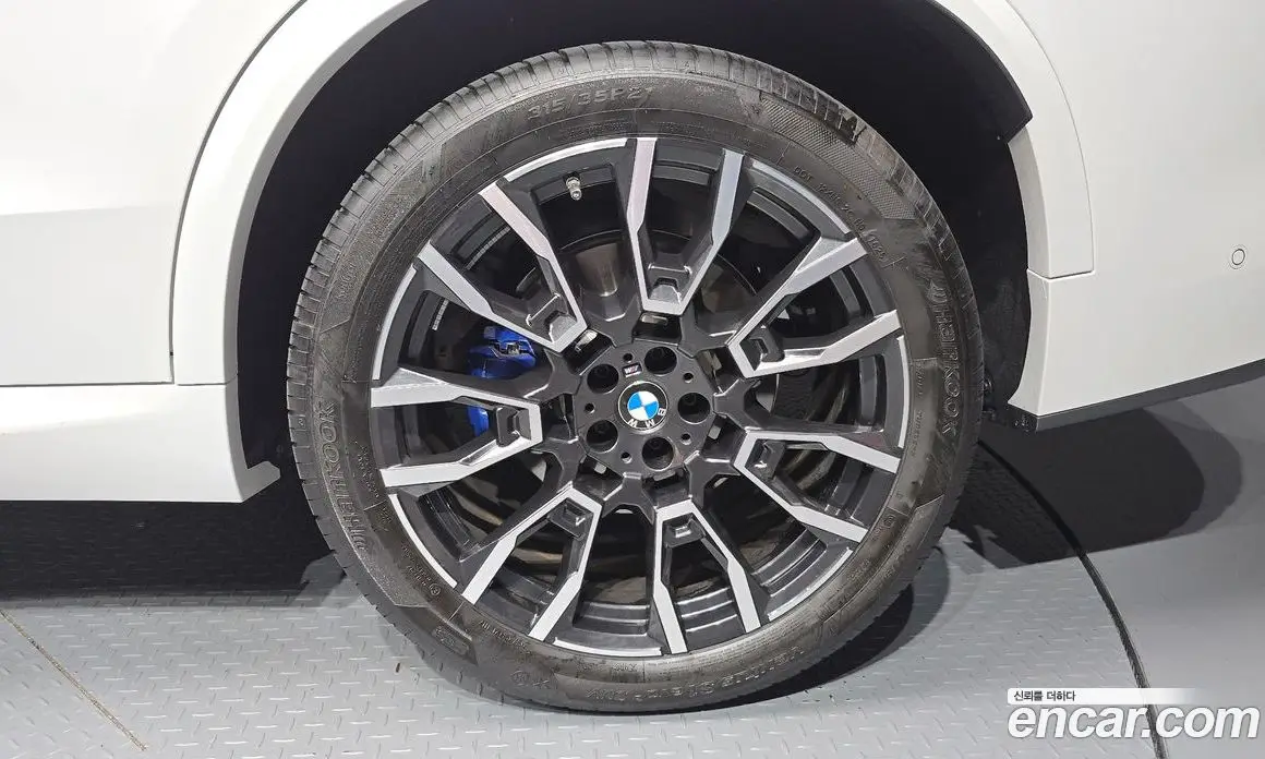 BMW X5 2025 3.0 автомат (гидро), фото 7