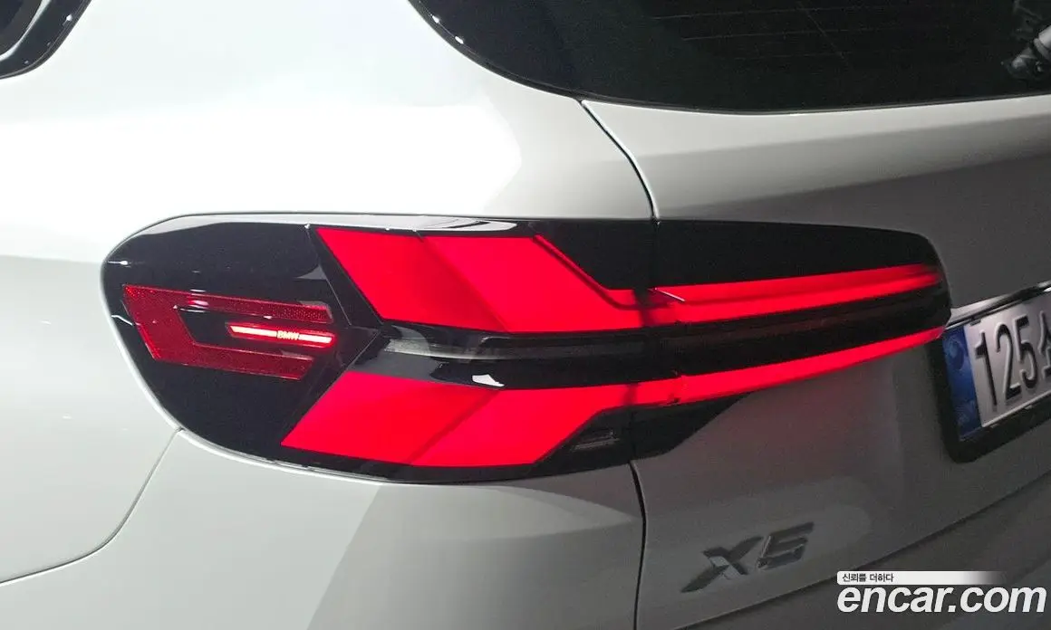 BMW X5 2025 3.0 автомат (гидро), фото 9