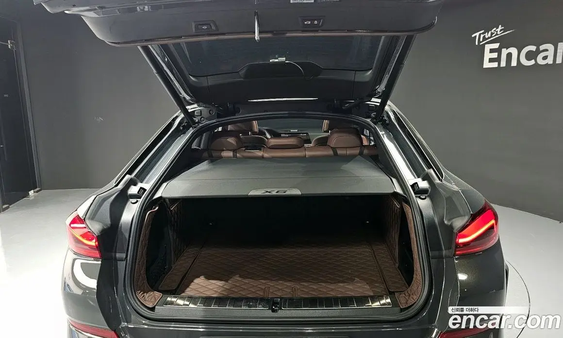 BMW X6 2022 3.0 автомат (гидро), фото 27