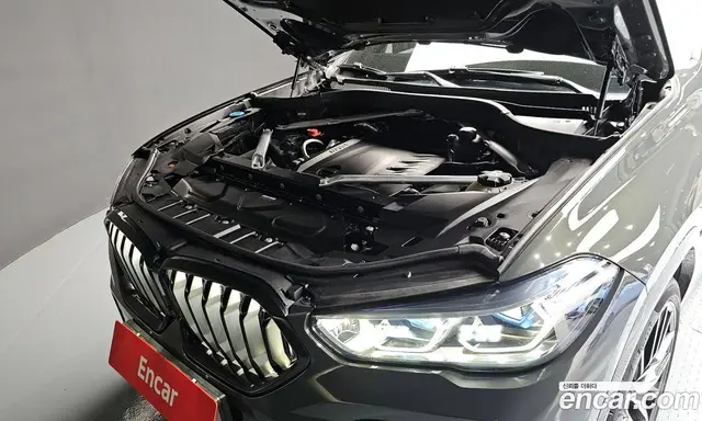BMW X6 2022 3.0 автомат (гидро), миниатюра 6