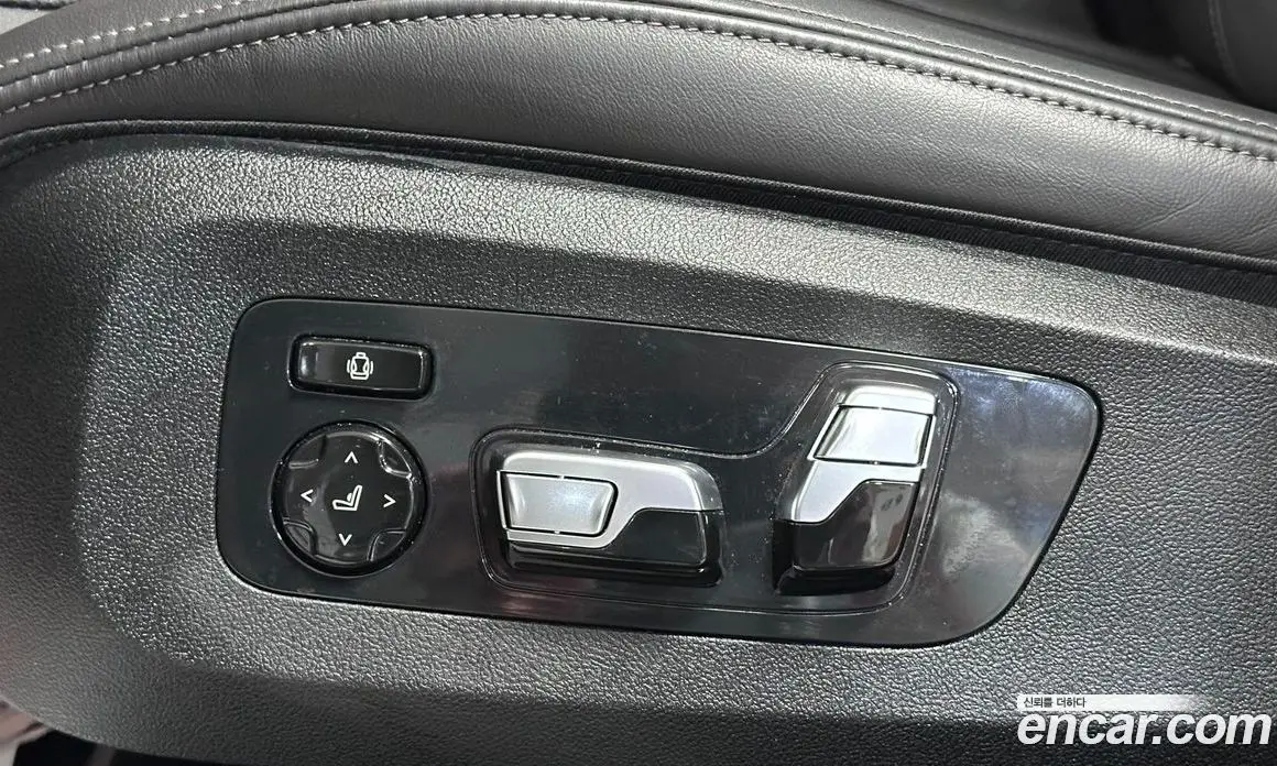 BMW X6 2023 3.0 автомат (гидро), фото 14