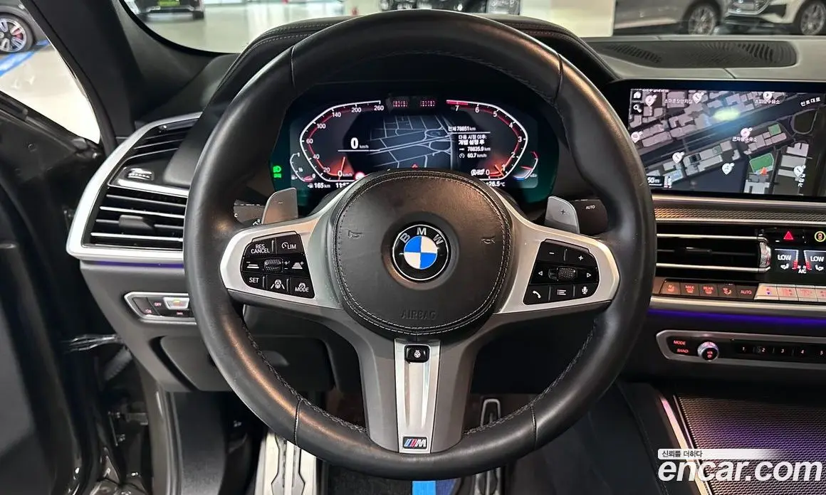 BMW X6 2023 3.0 автомат (гидро), фото 16