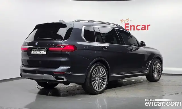 BMW X7 2019 3.0 автомат (гидро), миниатюра 2