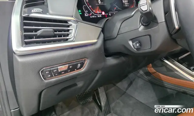 BMW X7 2019 3.0 автомат (гидро), миниатюра 12