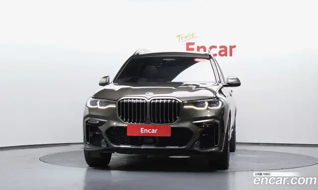 BMW X7 2022 4.4 автомат (гидро), миниатюра 2