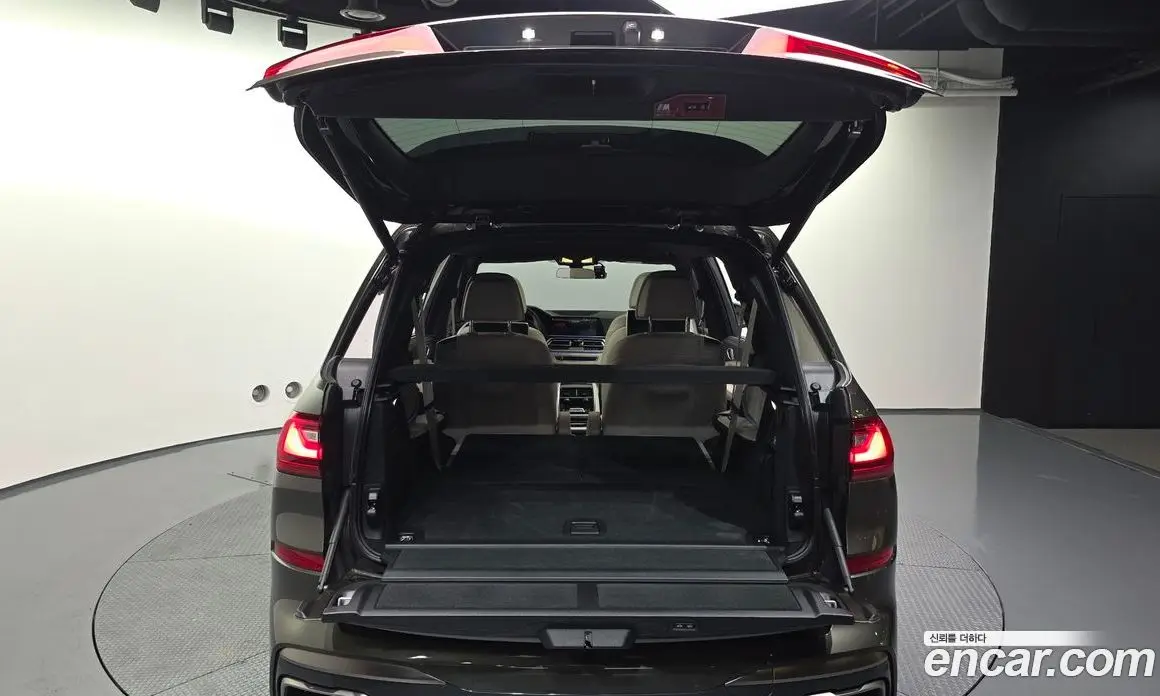 BMW X7 2022 4.4 автомат (гидро), фото 25