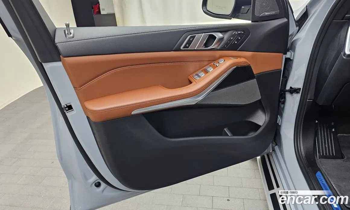 BMW X7 2024 3.0 автомат (гидро), фото 14