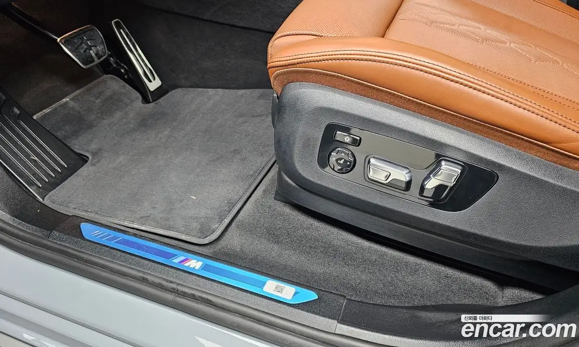 BMW X7 2024 3.0 автомат (гидро), фото 31