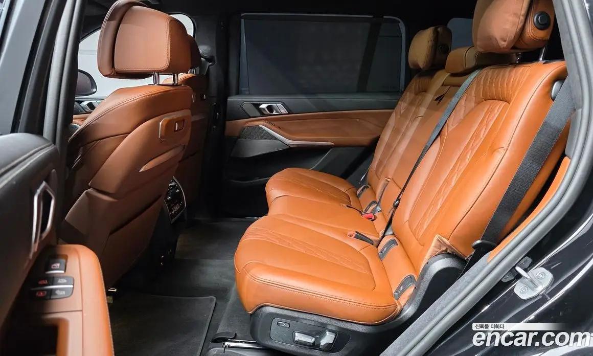 BMW X7 2025 3.0 автомат (гидро), фото 18