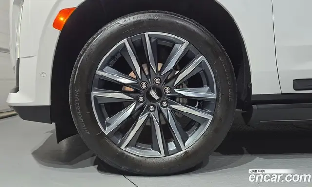 Cadillac Escalade 2022 6.2 автомат (гидро), миниатюра 5 Cadillac Escalade 2022 6.2 автомат (гидро), миниатюра 5