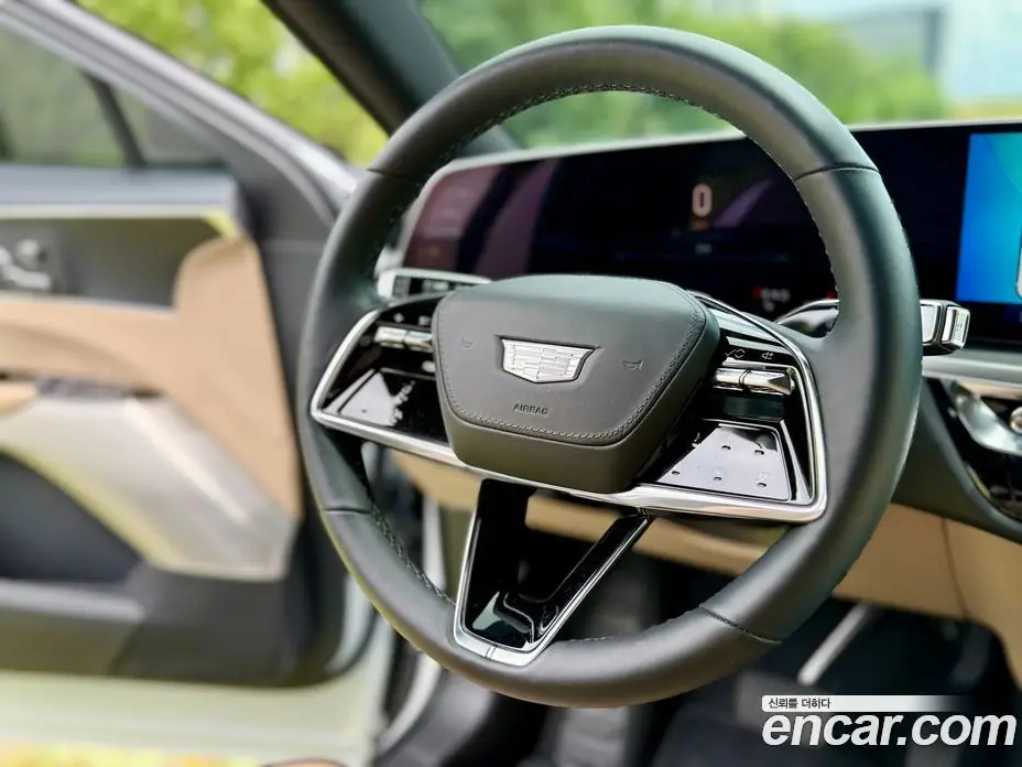 Cadillac Lyriq 2024 автомат (гидро), фото 13 Cadillac Lyriq 2024 автомат (гидро), фото 13