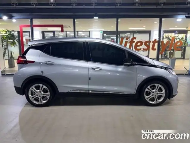 Chevrolet Bolt EV 2018 автомат (гидро), миниатюра 3