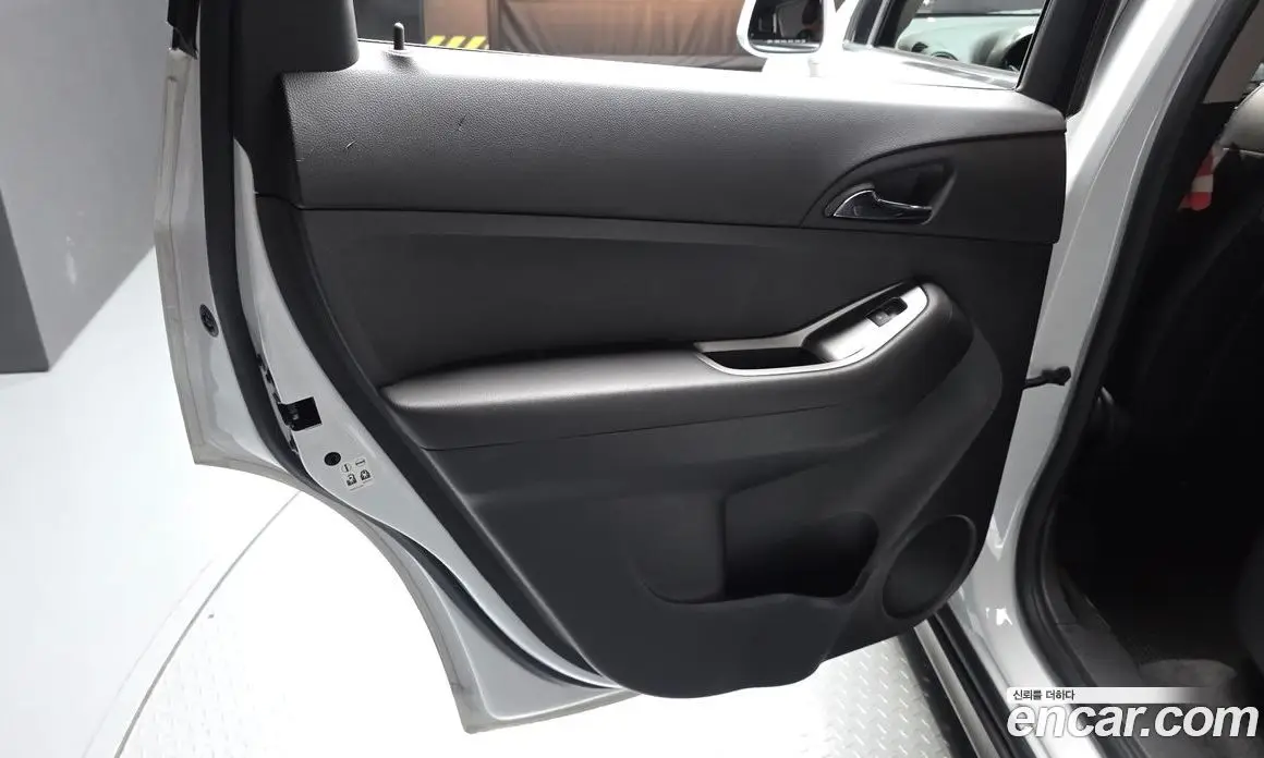 Chevrolet Orlando 2011 2.0 автомат (гидро), фото 15
