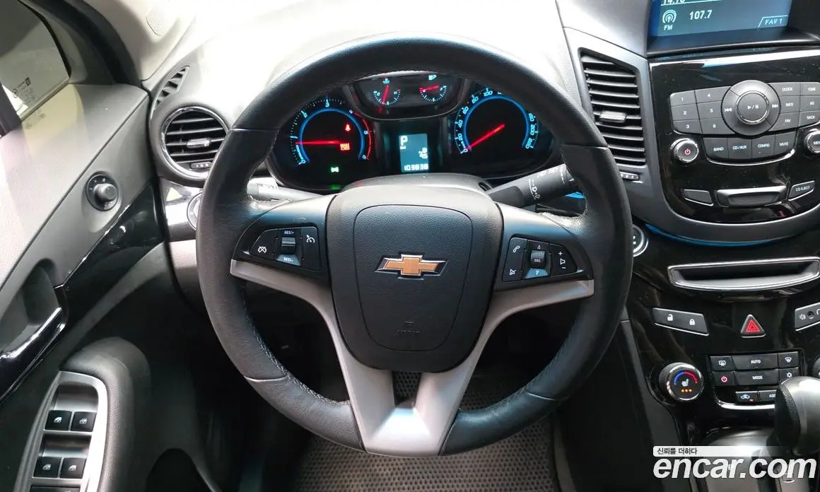 Chevrolet Orlando 2011 2.0 автомат (гидро), фото 19