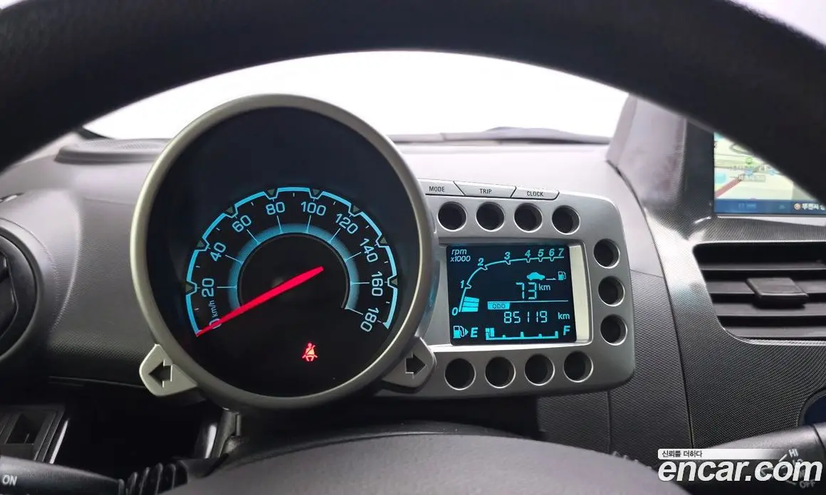 Chevrolet Spark 2011 1.0 автомат (гидро), фото 11