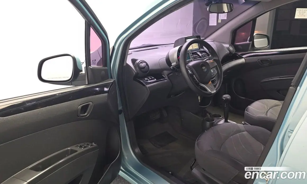 Chevrolet Spark 2011 1.0 автомат (гидро), фото 13