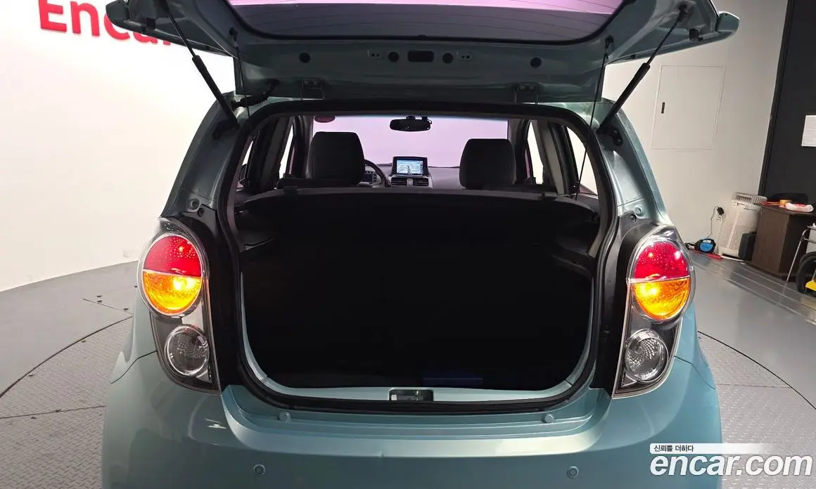 Chevrolet Spark 2011 1.0 автомат (гидро), фото 29