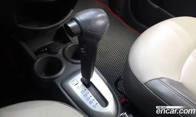 Chevrolet Spark 2012 1.0 автомат (гидро), миниатюра 12