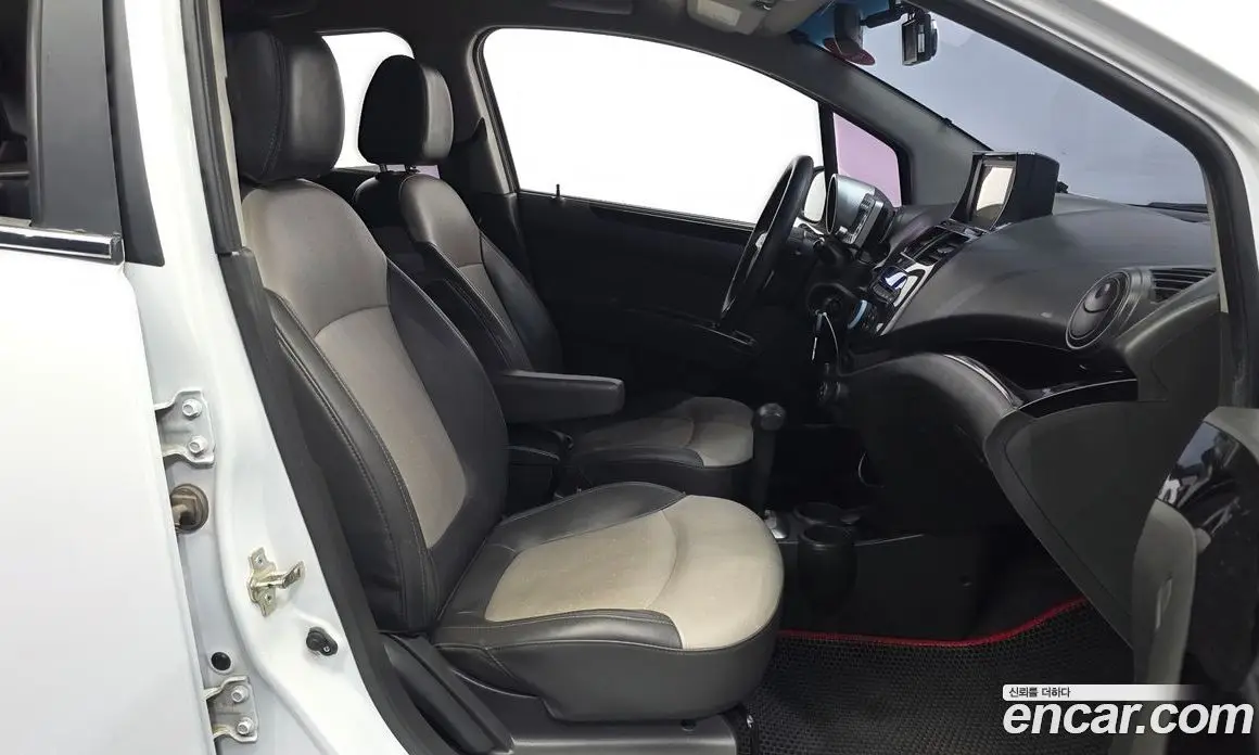 Chevrolet Spark 2012 1.0 автомат (гидро), фото 16