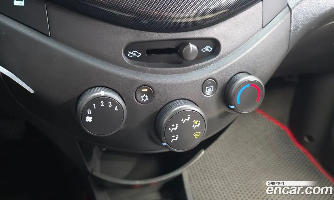 Chevrolet Spark 2012 1.0 автомат (гидро), фото 25