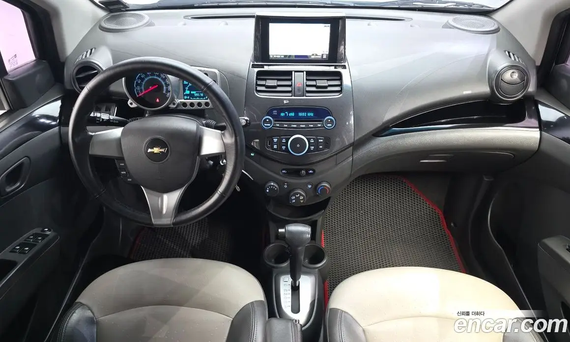 Chevrolet Spark 2012 1.0 автомат (гидро), фото 10