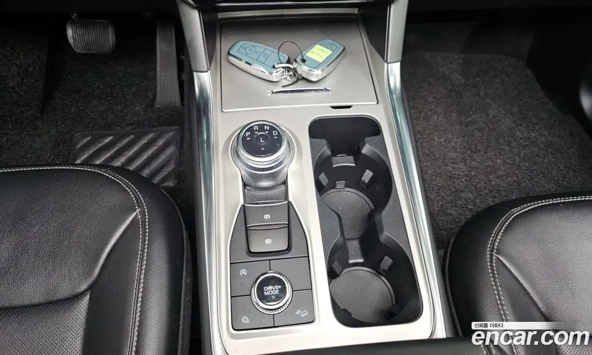 Ford Explorer 2023 2.3 автомат (гидро), фото 12