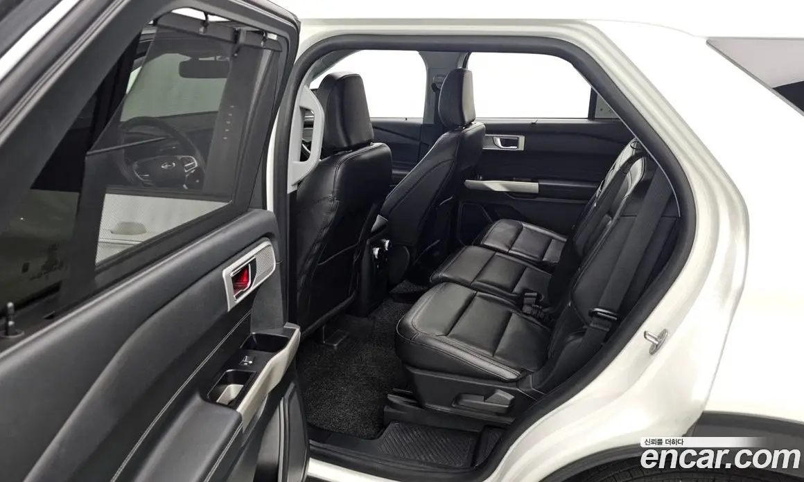 Ford Explorer 2023 2.3 автомат (гидро), фото 17