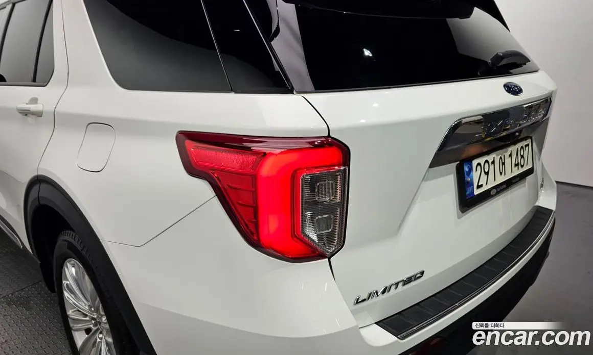 Ford Explorer 2023 2.3 автомат (гидро), фото 9