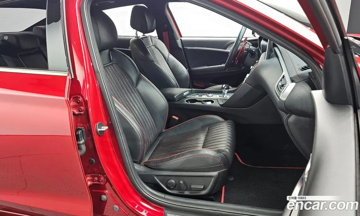 Genesis G70 2019 3.3 автомат (гидро), фото 16