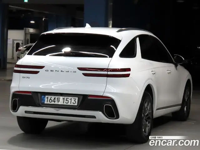 Genesis GV70 2021 2.5 автомат (гидро), миниатюра 2